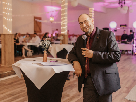 Dr. Maik Hester anlässlich einer Festrede (Bild: Joyce Karanfilyan)